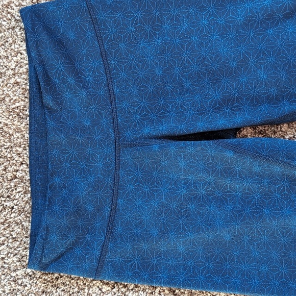 Lululemon Wunder Under Crop II Capris Leggings Size 4 - Picture 3 of 9